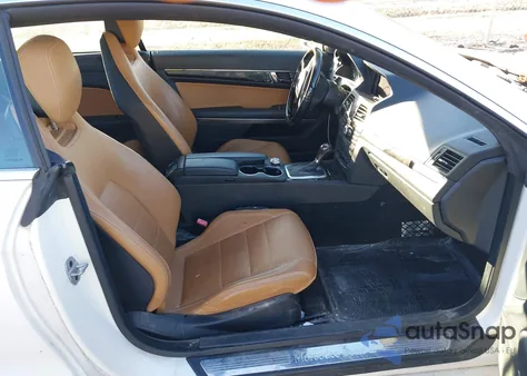 2012 Mercedes-Benz E 350 из США, поврежденный, VIN WDDKJ5KB6CF136416